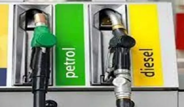 Petrol-Diesel Price: पेट्रोल में 77 और डीजल में 55 रुपये का उछाल, श्रीलंका में एक और तेल कंपनी ने बढ़ाई कीमत