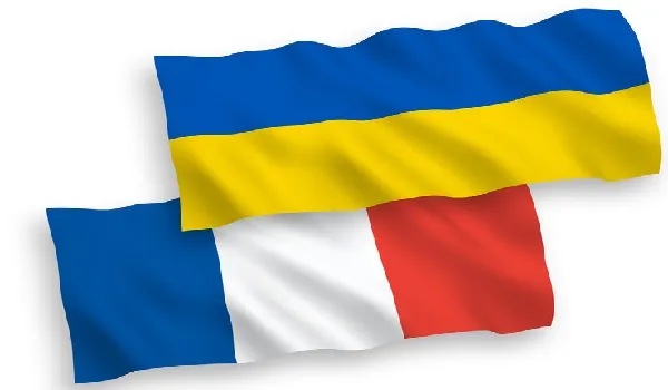 Ukraine-Russia War : फ्रांस ने यूक्रेन के लिए राहत वाहन और सामग्री भेजी