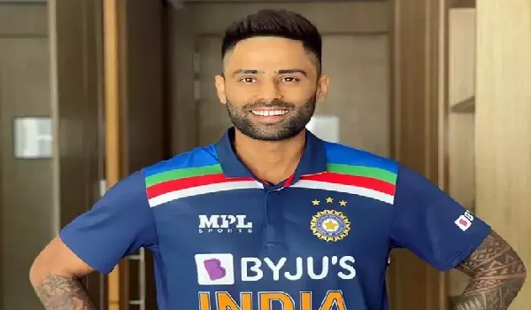 मुंबई इंडियंस को झटका, सूर्यकुमार यादव IPL के मुकाबलों से हो सकते हैं बाहर