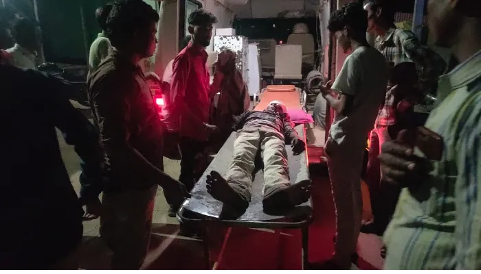 बहराइच: युवक पर बदमाशों ने की ताबड़तोड़ फायरिंग, हालत गंभीर, गांव में फैली सनसनी