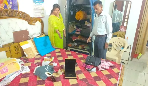 अमरोहा : पॉश कॉलोनी सिटी होम में भाजपा नेत्री के फ्लैट से तीन लाख की चोरी
