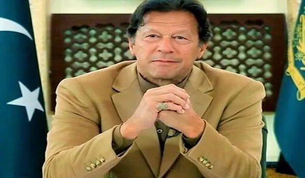Pakistan : अविश्वास प्रस्ताव पर चर्चा के बीच आज रात राष्ट्र को संबोधित करेंगे इमरान खान