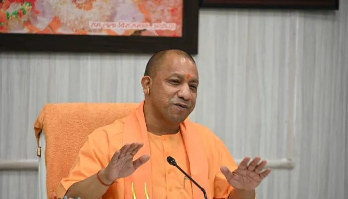 वैश्विक संकट में पूरी दुनिया ने आयुर्वेद को स्वीकारा: मुख्यमंत्री योगी