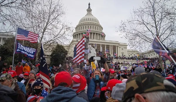 America Capitol Riot: टेक्सास का एक व्यक्ति दोषी करार, इस दंगे से जुड़े सैकड़ों मामलों में पहला केस