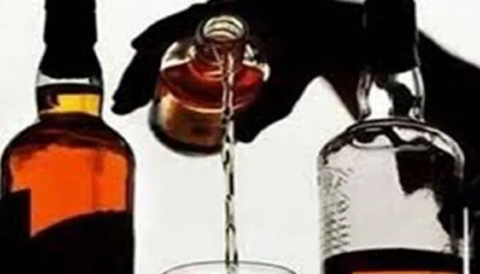 अमेठी में जहरीली शराब पीने से एक की मौत