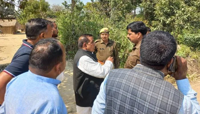 अमेठी: मृतक बूथ एजेण्ट के घर पहुंचा समाजवादी पार्टी का प्रतिनिधिमंडल, कही यह बात