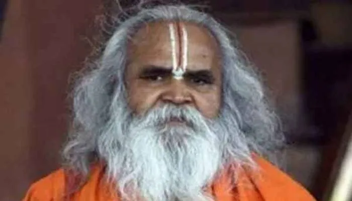 अयोध्या: संतों ने देखी फिल्म कश्मीर फाइल्स, बोले- दिखाई गई है अत्याचार की हकीकत
