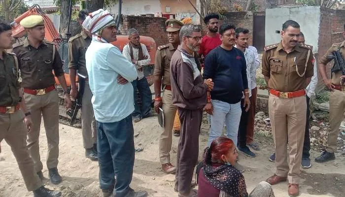 उन्नाव: नाला सफाई के दौरान मिला शव, इलाके में मची सनसनी