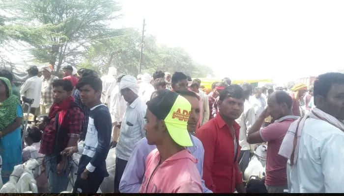 कानपुर: धारदार हथियार से युवक की हत्या, जांच में जुटी पुलिस