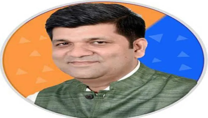 अपना दल (एस) के कार्यवाहक अध्यक्ष इंजीनियर आशीष पटेल भी बने योगी सरकार में मंत्री