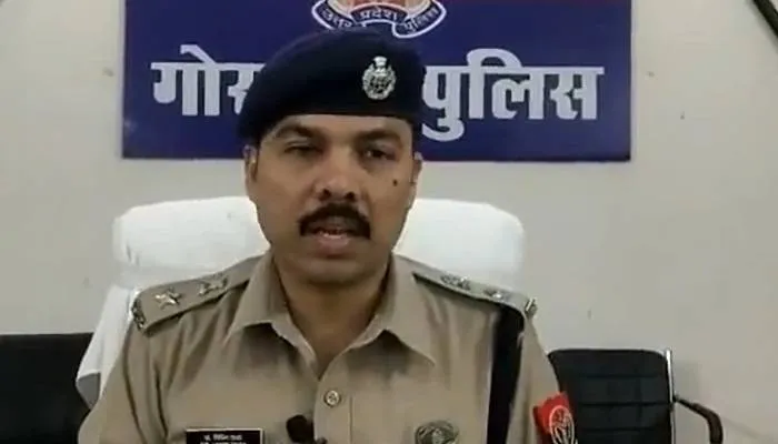 योगी सरकार 2.0 के शपथ ग्रहण समारोह के दौरान गोरखपुर में दंगा भड़काने की थी साजिश, सपा नेता समेत तीन पर 25 हजार का इनाम घोषित