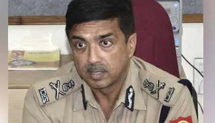 यूपी में पुलिसकर्मियों की छुट्टियां 20 मार्च तक रद्द, डीजीपी ने जारी किया आदेश