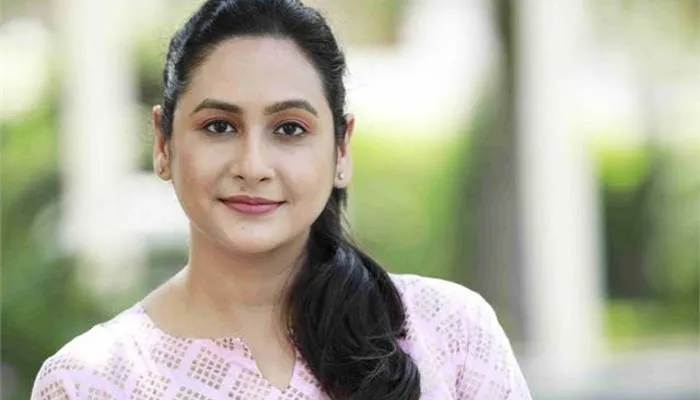 दुनियाभर की हजारों महिलाओं को पछाड़कर मिसेज इंडिया वर्ल्ड वाइड 2022 के फाइनल में पहुंची लखनऊ की पूर्ति सजवान