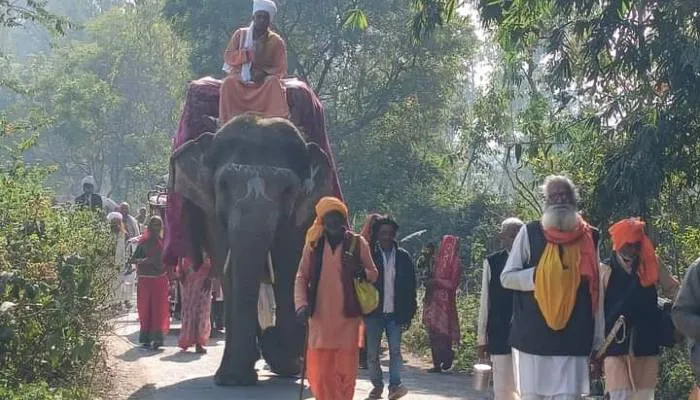 सीतापुर: हत्याहरण स्नान कर चौथे पड़ाव की ओर बढ़ा रामादल