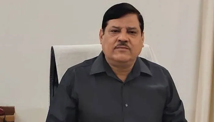 बाराबंकी: प्रधानमंत्री के परीक्षा पर चर्चा कार्यक्रम को लेकर केंद्रीय विद्यालय में लगाई गई एलईडी