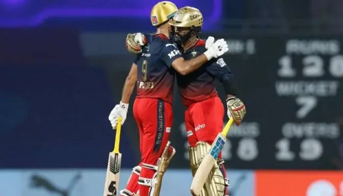 IPL 2022: रोमांचक मुकाबले में बेंगलुरु ने कोलकाता को 3 विकेट से हराया