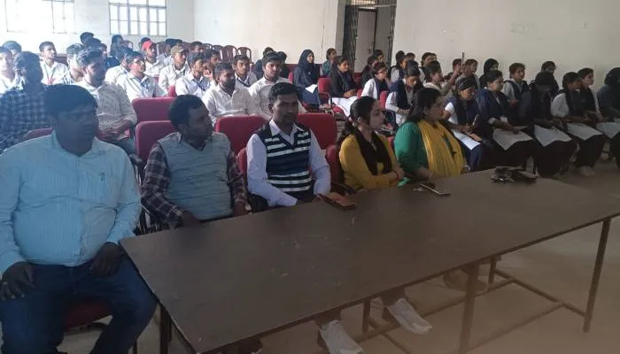 बहराइच: संजीवनी महाविद्यालय में आयोजित किया गया प्राथमिक उपचार पर संगोष्ठी