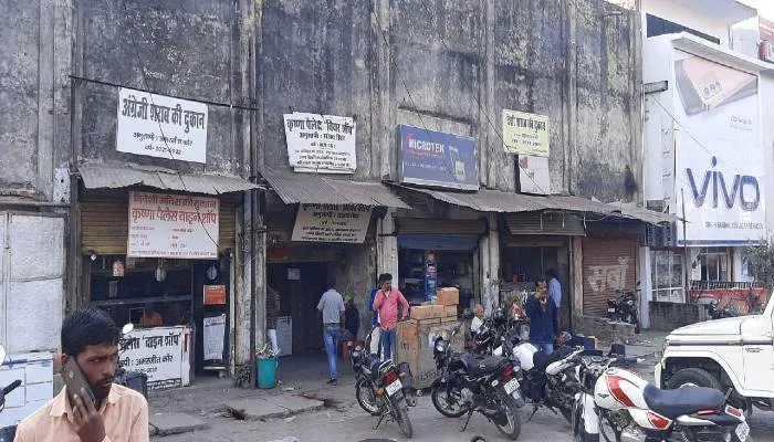 चुनावी सीजन में 28 करोड़ की देसी व 5.50 करोड़ की अंग्रेजी शराब गटक गए अयोध्यावासी