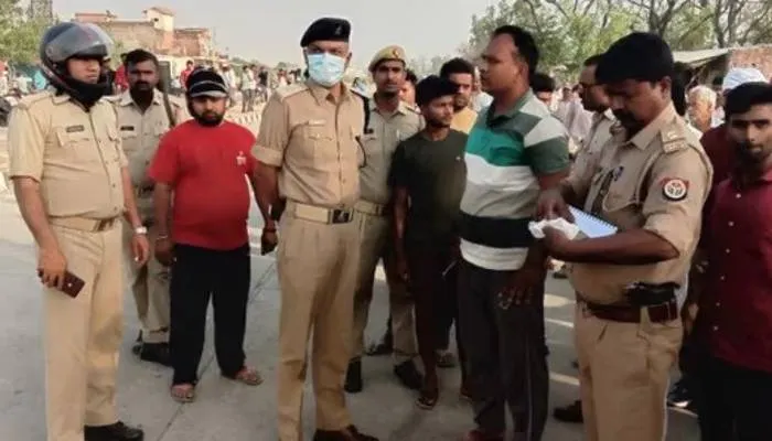 आजमगढ़ में दर्दनाक हादसा: बेकाबू कार ने राहगीरों को रौंदा, तीन की मौत, कई घायल