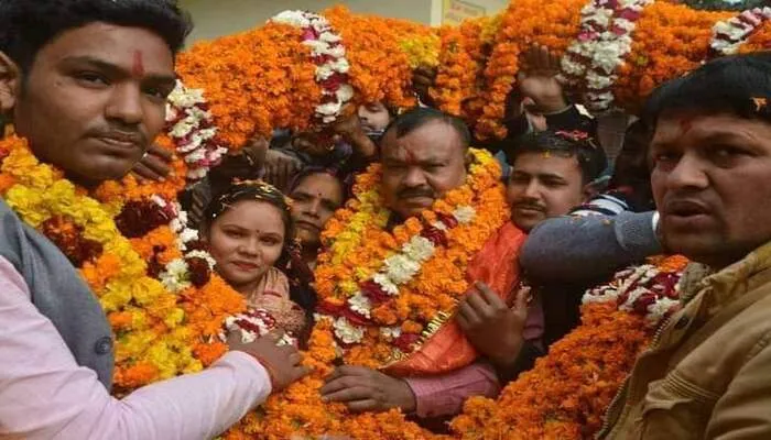 बहराइच: भिनगा में सपा की इंद्राणी और श्रावस्ती में भाजपा के राम फेरन को मिली जीत