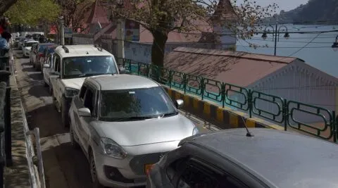 नैनीताल: यातायात व्यवस्था बदलने से नगर पालिका की आय को झटका, पर्यटकों को राहत