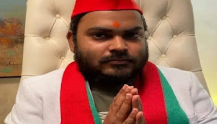 अमेठी: एमएलसी प्रत्याशी शिल्पा के पति अनिल प्रजापति पर दर्ज हुआ केस,  जांच में जुटी पुलिस