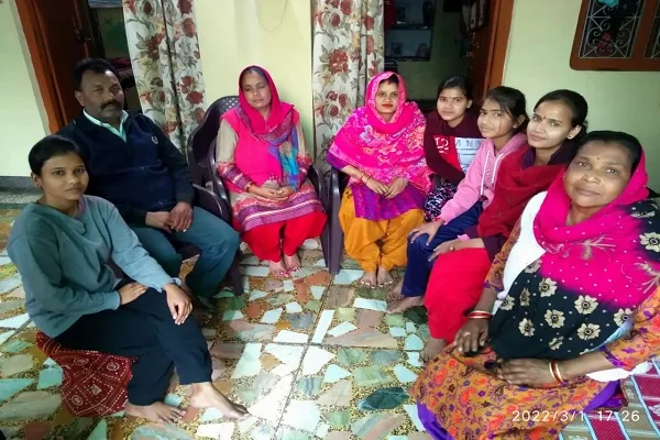 Russia Ukraine War : यूक्रेन में फंसे हैं रामपुर के छात्र, फोन पर बात नहीं होने पर परिजन चिंतित