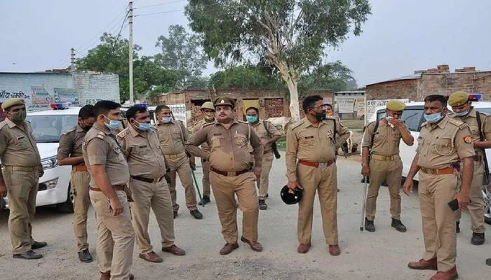 झांसी: मतगणना से पहले पूरी तरह से अलर्ट मोड में आया प्रशासन