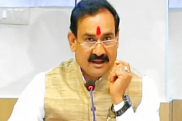 नरोत्तम ने प्रियंका के ट्वीट को लेकर प्रदेश कांग्रेस के नेताओं पर किया हमला, ट्वीट कर कही ये बात...