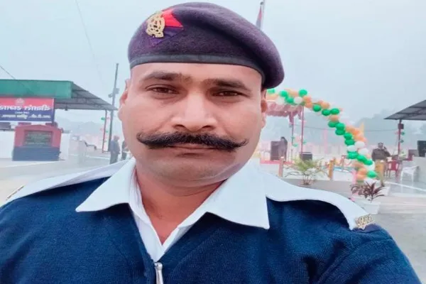 रामपुर : ट्रैफिक पुलिसकर्मी की ट्रक से कुचलकर मौत, रोड क्रॉस करते समय हुआ हादसा
