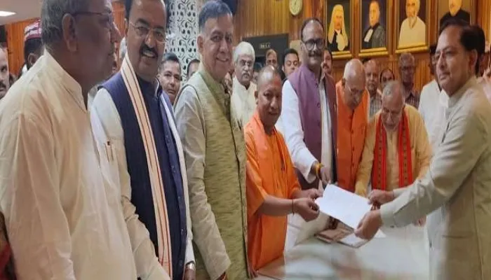 लखनऊ: मंगलवार से भाजपा के वरिष्ठ विधायक सतीश महाना संभालेंगे विधानसभा अध्यक्ष का पद, विपक्ष का भी समर्थन