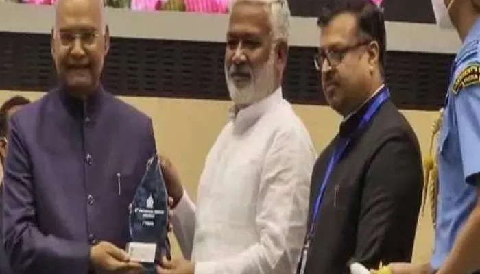 उत्तर प्रदेश वाटर मैनेजमेंट में बना देश का श्रेष्ठ राज्य, राष्ट्रपति ने दिया स्वतंत्र देव सिंह को पुरस्कार