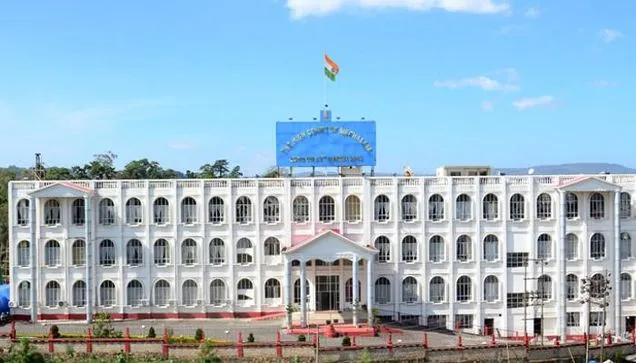 उच्च न्यायालय ने मेघालय सरकार की सभी भर्ती प्रक्रियाओं पर रोक लगाई