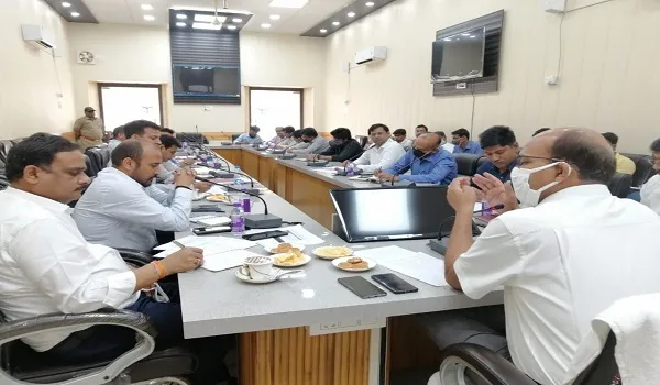 बिजनौर: ‘गंगा तटीय ग्रामीणों को जैविक और बांस की खेती के लिए किया जाएगा प्रोत्साहित’