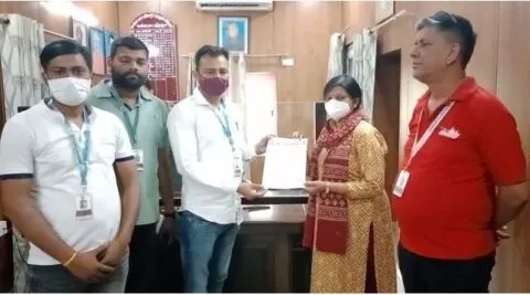 हल्द्वानी: सुशीला तिवारी अस्पताल के बाहर मरीजों से लूट ! देवभूमि एंबुलेंस सेवा समिति ने खोली पोल