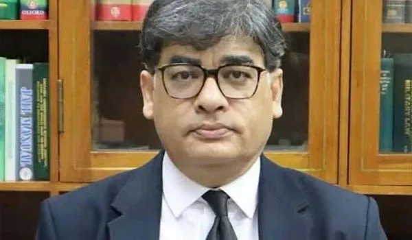 Pakistan Political Crisis: खालिद जावेद ने अटॉर्नी-जनरल के पद से दिया इस्तीफा