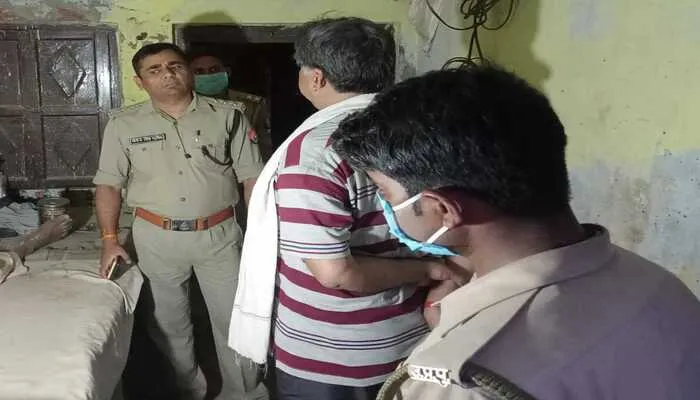 फतेहपुर: बिंदकी के बैलाही बाजार में दिनदहाड़े हुई नमक व्यापारी की हत्या, धारदार हथियार से रेता गला, हड़कंप