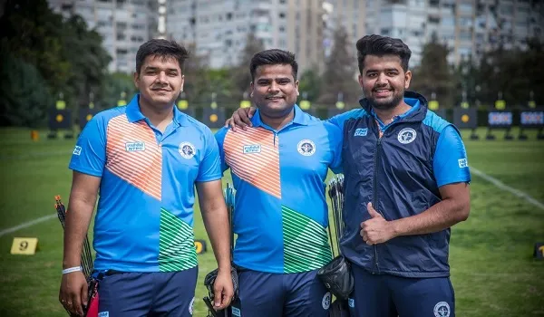 Archery World Cup  : अभिषेक वर्मा, रजत चौहान और अमन सैनी की जोड़ी ने फ्रांस को हराकर जीता स्वर्ण पदक