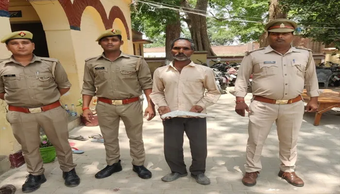 बाराबंकी: पुलिस ने जिला बदर को गिरफ्तार कर भेजा जेल