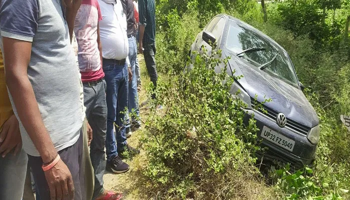 बाराबंकी: कार की टक्कर से वृद्ध घायल, हालत गंभीर