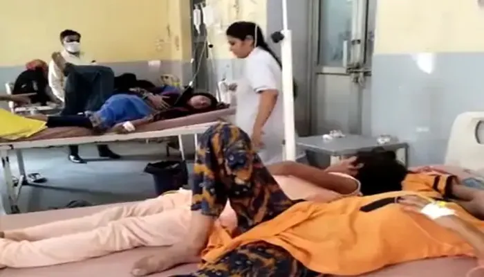 बुलंदशहर: व्रत में पूड़ी-सब्जी खाने से 14 लोग बीमार, हायर सेंटर किया गया रेफर