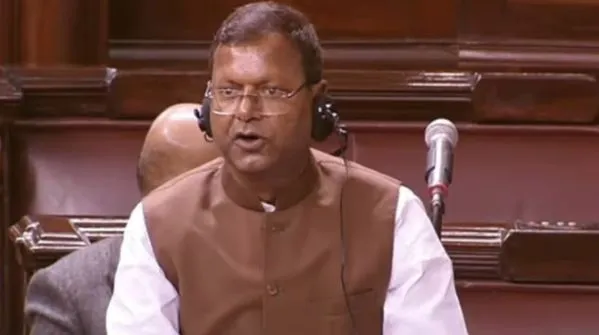 5 प्रतिशत जीएसटी दर पर कोविड संबंधी दवाएं बेची जा रही हैं- पंकज चौधरी
