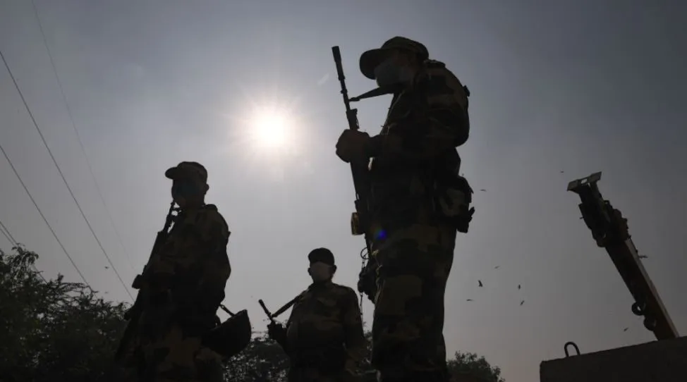 एनएलएफबी के छह उग्रवादियों ने असम में आत्मसमर्पण किया 