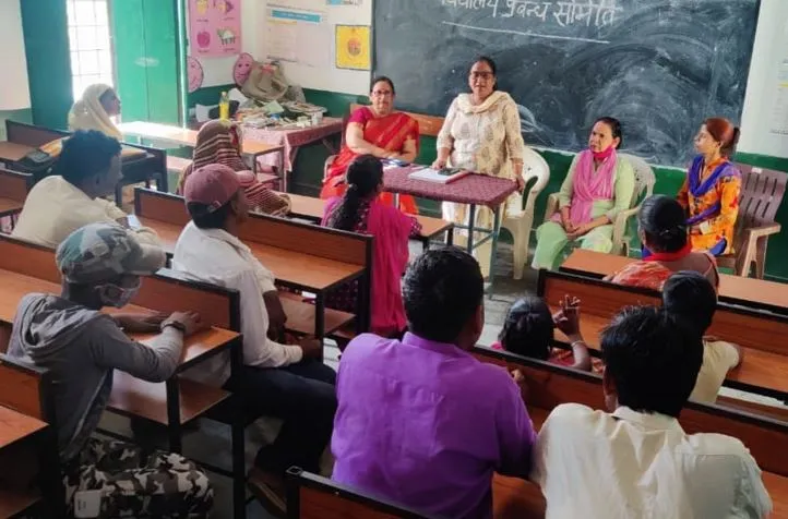 बरेली: स्कूलों में अधिक से अधिक छात्रों के प्रवेश पर जोर