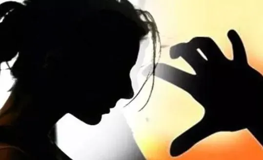 छत्तीसगढ़: 58 साल की महिला के साथ युवक ने किया दुष्कर्म, लात-घूसों से की पिटाई, मौत