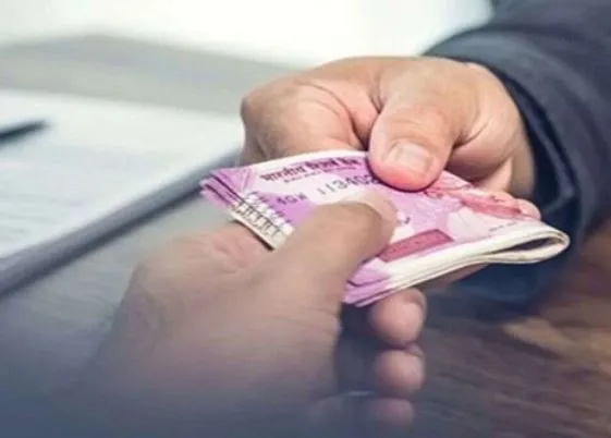 राजस्थान: अधिशासी अभियंता 13 लाख रुपये की रिश्वत लेते गिरफ्तार