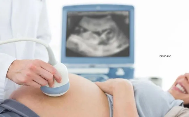 बरेली: विभाग में पंजीकरण नहीं फिर भी अल्ट्रासाउंड जारी, विडियो वायरल