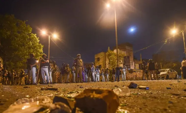 Delhi Jahangirpuri violence: हनुमान जयंती के दिन हुई हिंसा में अब तक 14 गिरफ्तार