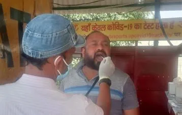 बरेली: दिल्ली-नोएडा से लौटे 200 लोग, एक में संक्रमण की पुष्टि