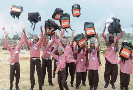 बरेली: बच्चों के नामांकन का लक्ष्य पूरा न होने पर 8 बीईओ से मांगा जवाब
